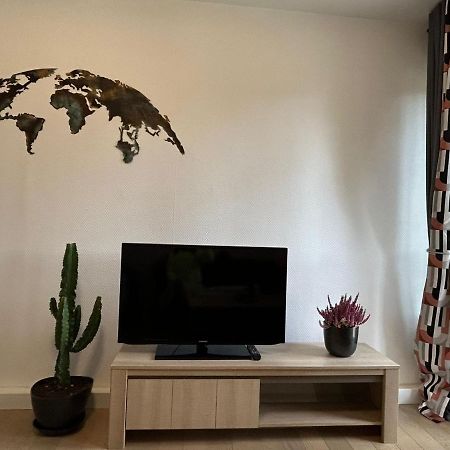 Appartement Jolie Vue Wifi Besançon Esterno foto