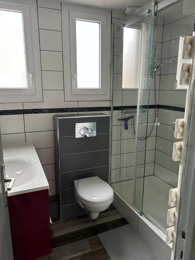 Appartement Jolie Vue Wifi Besançon Esterno foto